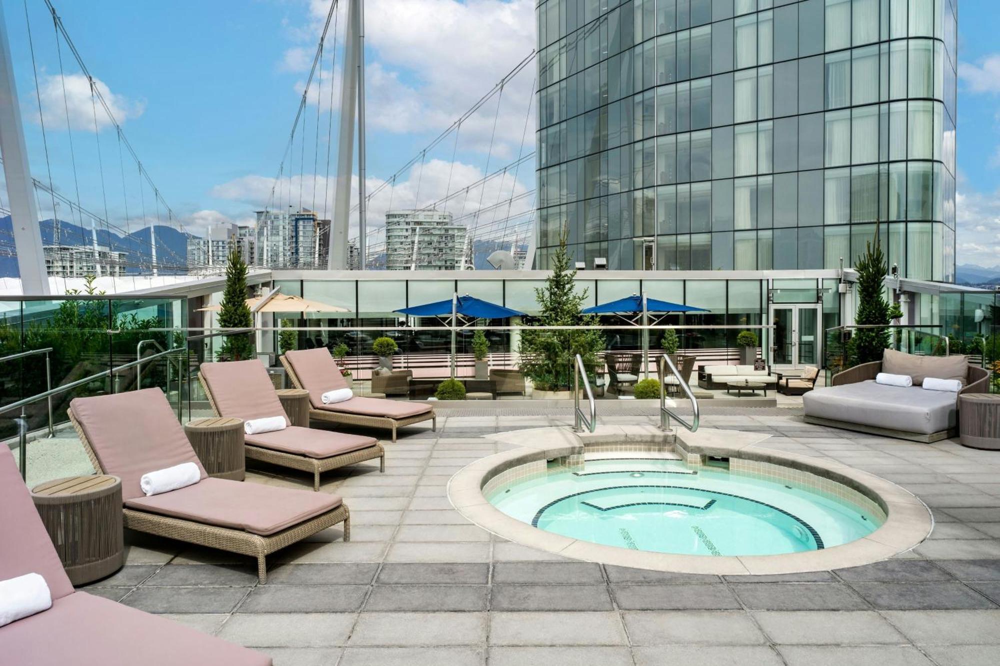 The Douglas, Autograph Collection Vancouver Exterior foto